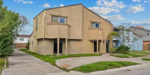 208 Circle Drive