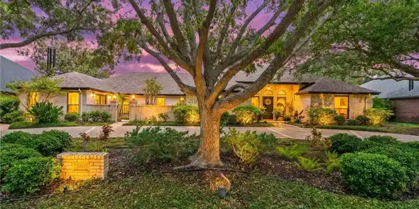 2805 Bretshire Drive