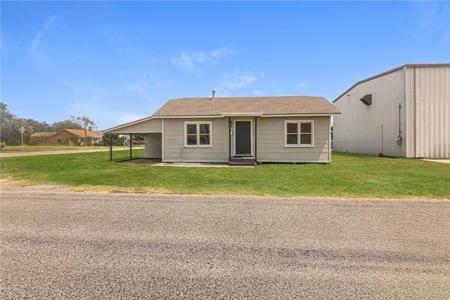716 8th Street