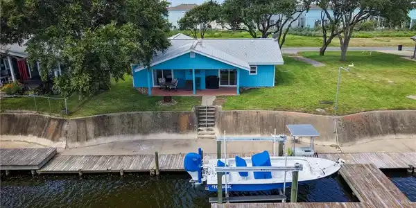 128 Palm Drive