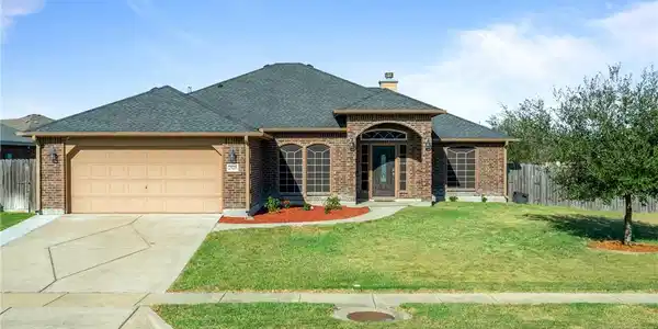 7526 Miriam Vale Court