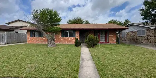 1321 Sandstone Drive