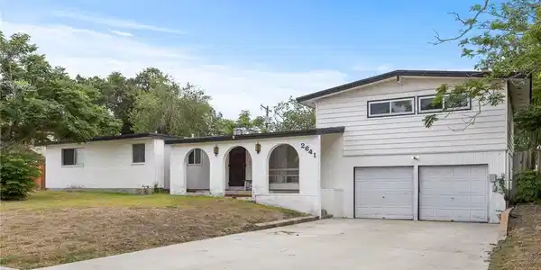 2641 Linn