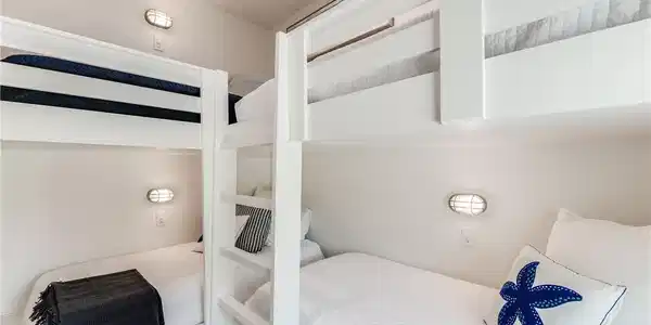 Image 3: Bunk Room 
First Floor 4 Twins