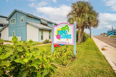 715 Beach Access Road 1a