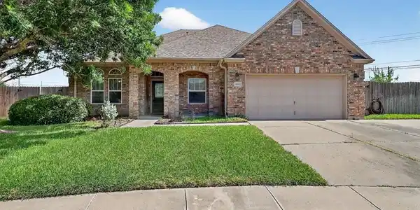 6102 Maramet Drive