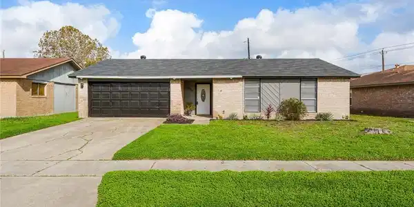 10506 Hemlock