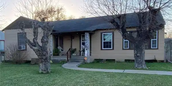 1129 Logan Avenue