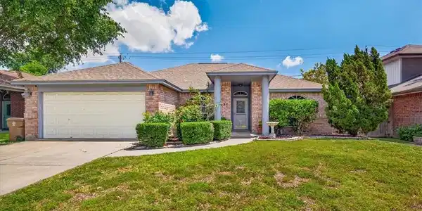 4226 Valley Circle