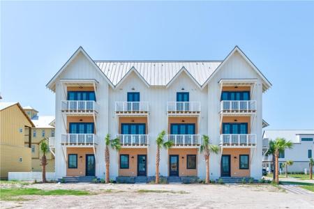 101 Triton Lane 10e