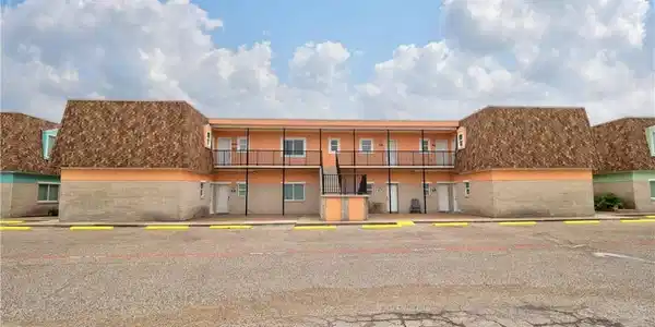 700 Island Retreat