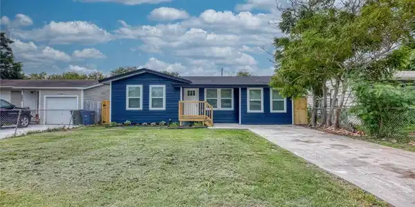 1117 Bobalo Drive