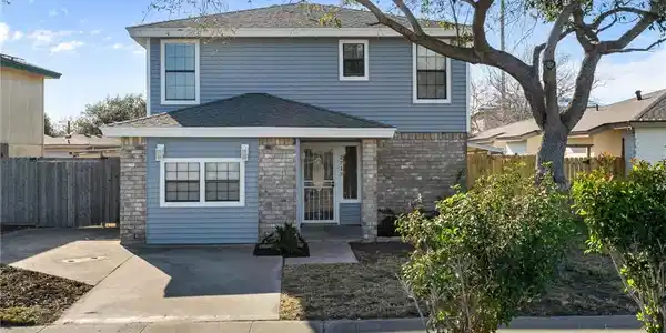 2713 Camargo Drive