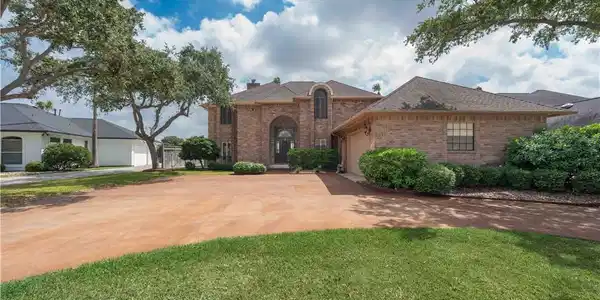 6210 Bourbonais Drive