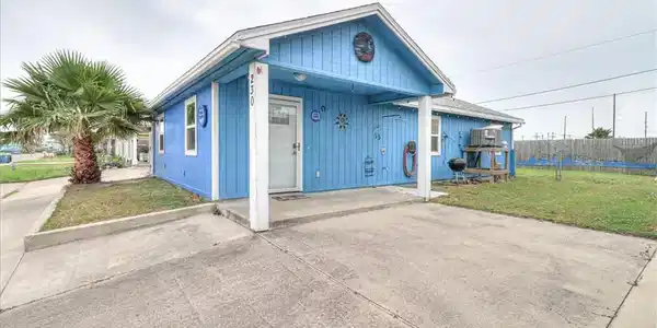 230 Dunes Way