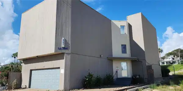 520 S Chaparral Street