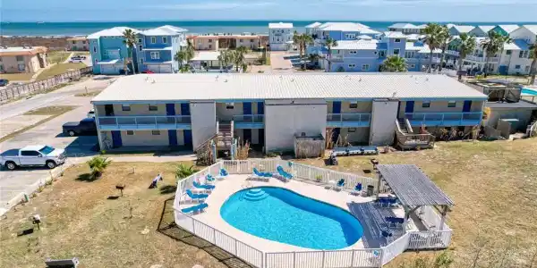 810 Banyan Beach Drive