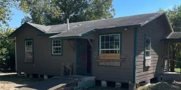 917 Mendoza Street