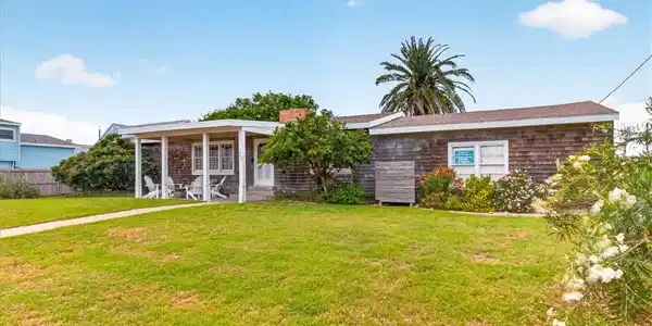 343 Oleander Street