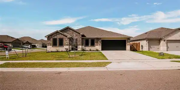 7602 Bayley Lane