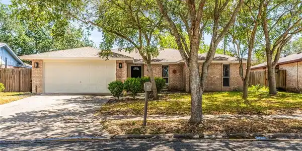 6118 Locke