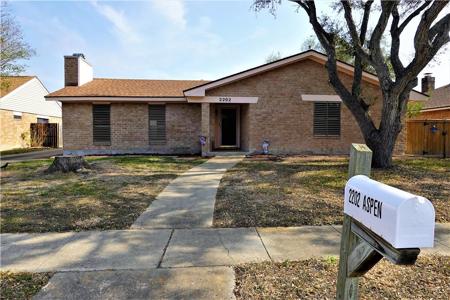 2202 Aspen Drive