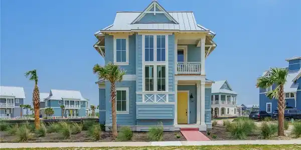 241 Sunrise Avenue
