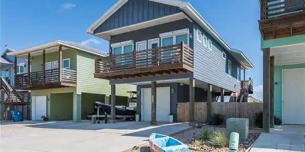 108 Port Elizabeth Street