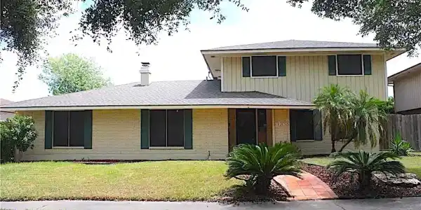 1008 Egyptian Drive