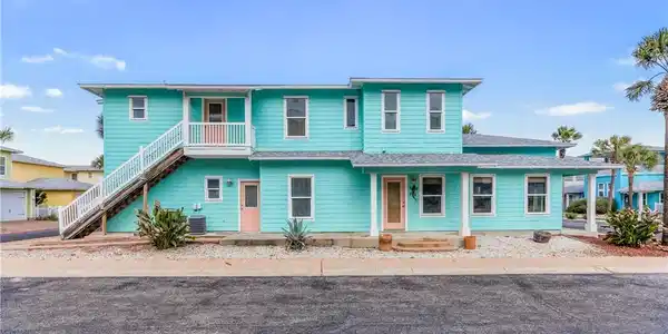 2525 S 11th Street