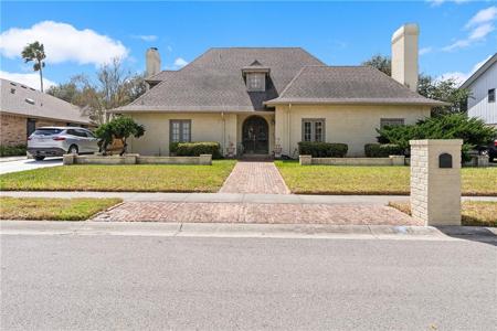 5313 Greenbriar Drive