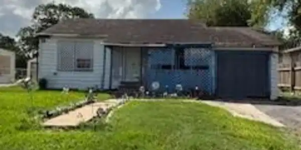 541 Villa Drive