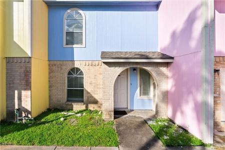6702 Everhart