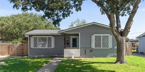 609 Pennington Drive