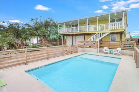 622 N Palimino Drive