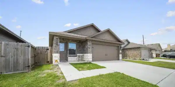 7609 Cowboy Trail Lane