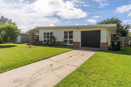 1009 Driftwood Place