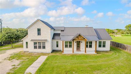 1056 Glenoak Drive