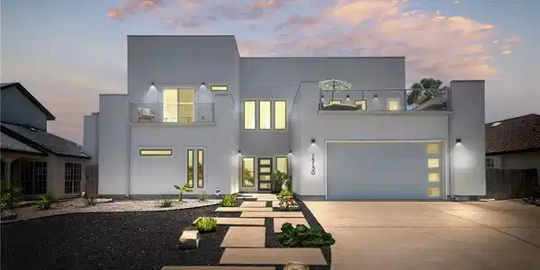 15130 Reales Drive
