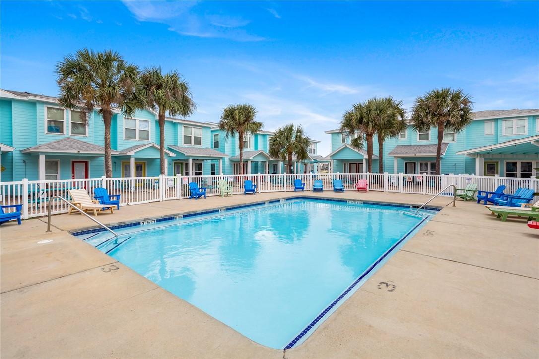 Image 2: Enjoy the community pool and recreation area
