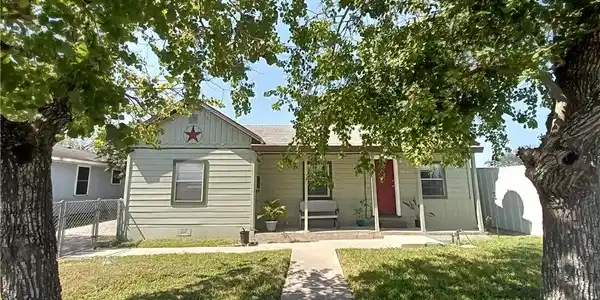 1737 Main Drive