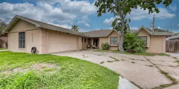 6433 Oakbrook Drive
