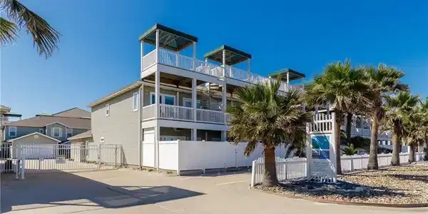 14901 Windward Drive