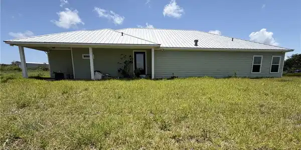 103 Windcrest