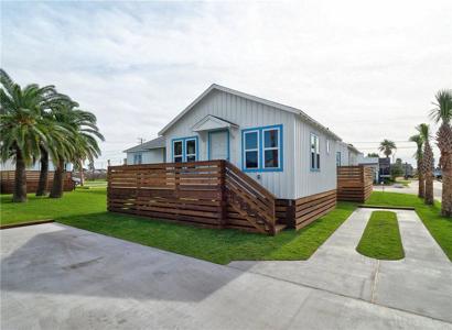 340 N Alister