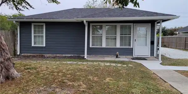 4842 Franklin Drive