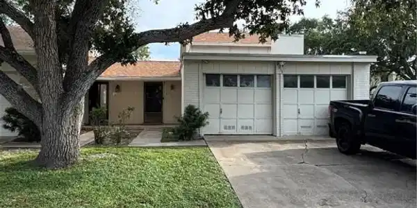 4013 Killarmet Drive