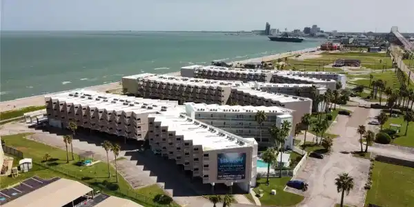 3938 Surfside