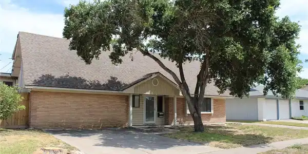 1306 Aswan Drive