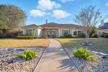 4337 Lake Ontario Drive